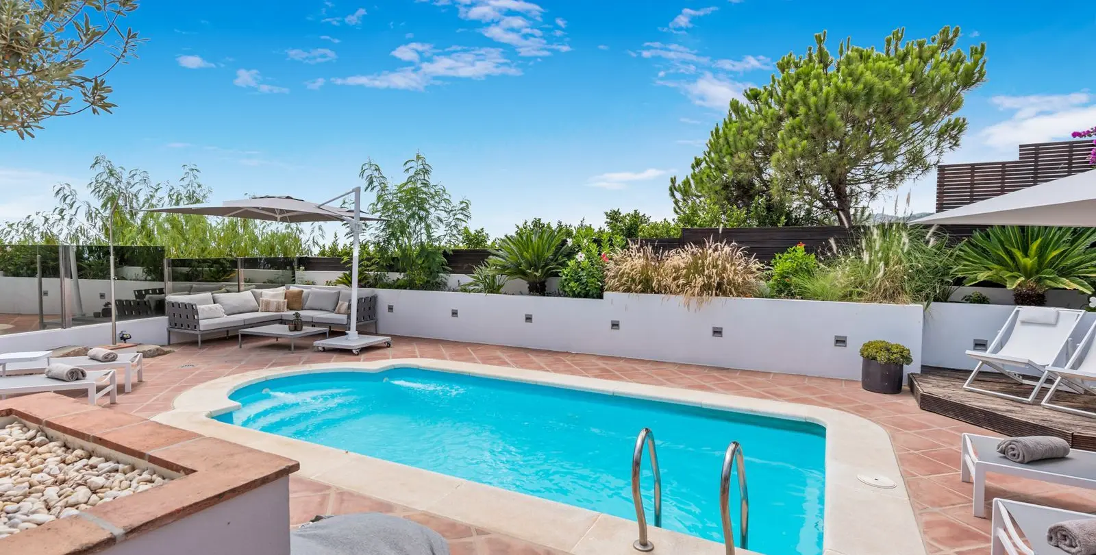 Sale of townhouse in La Heredia 30