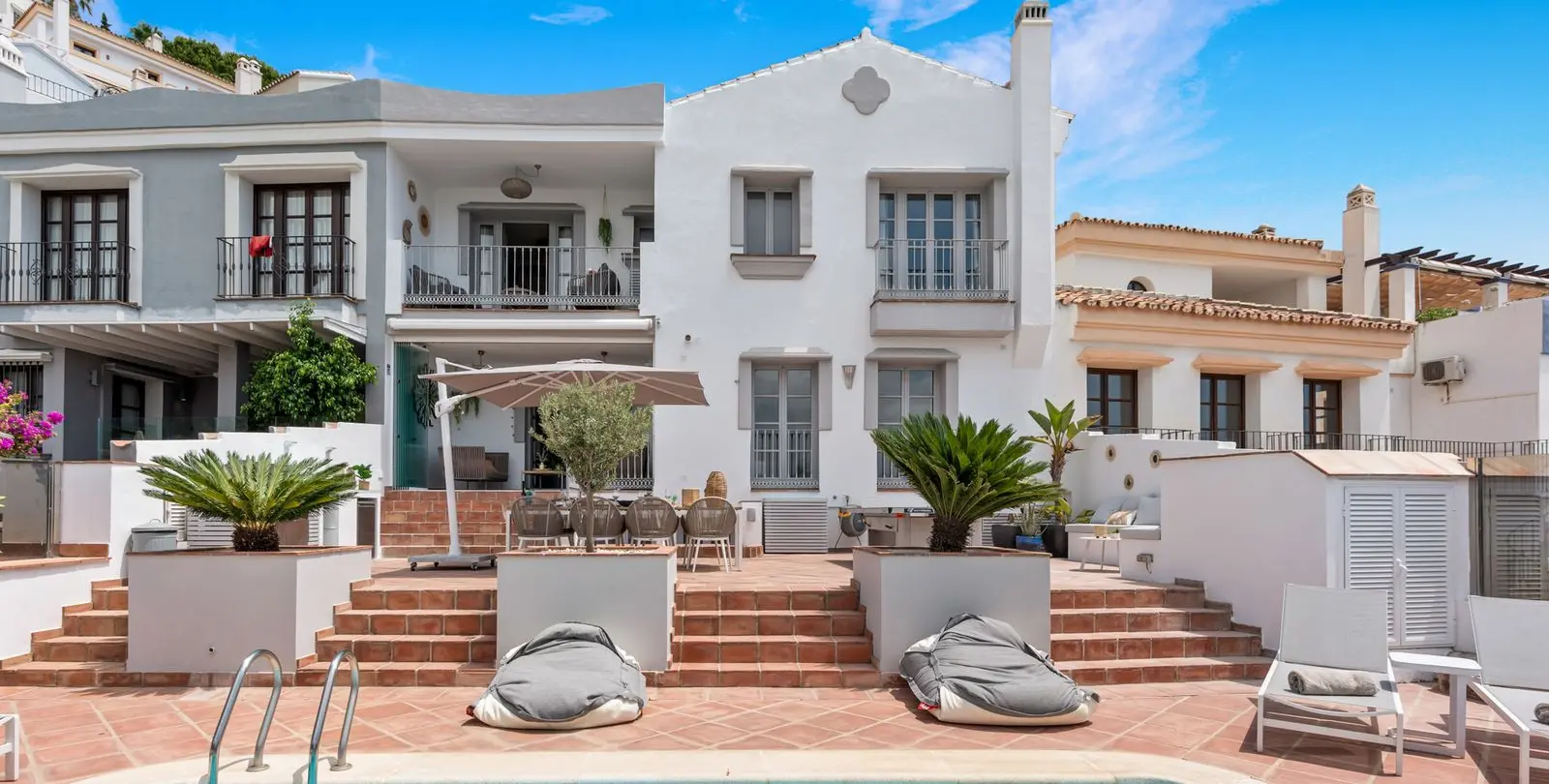 Sale of townhouse in La Heredia 35