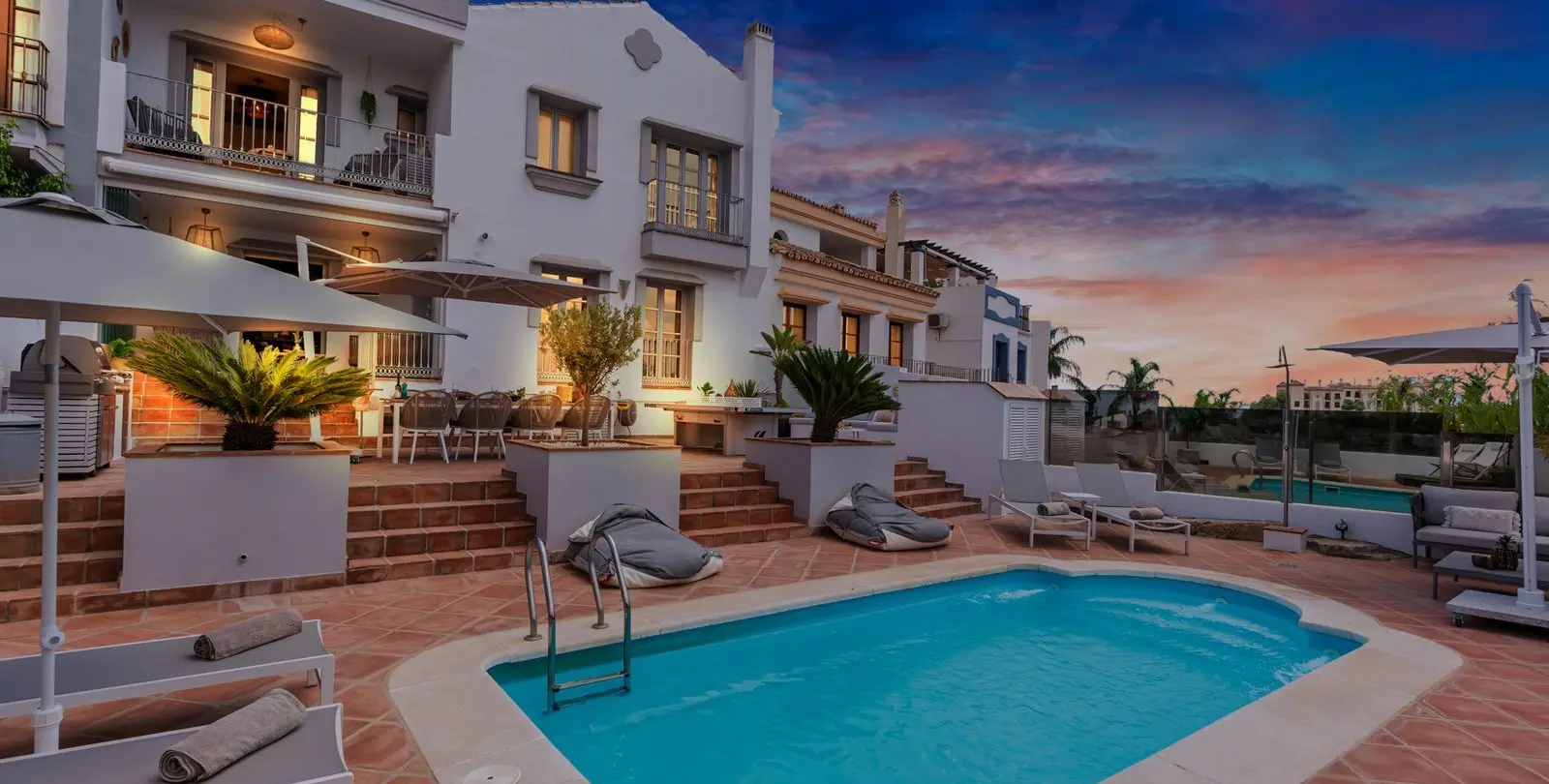 Sale of townhouse in La Heredia 43