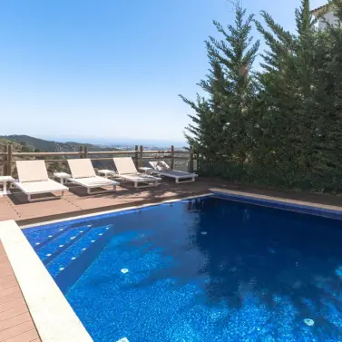 Продажа  отдельно стоящей виллы в Benahavís