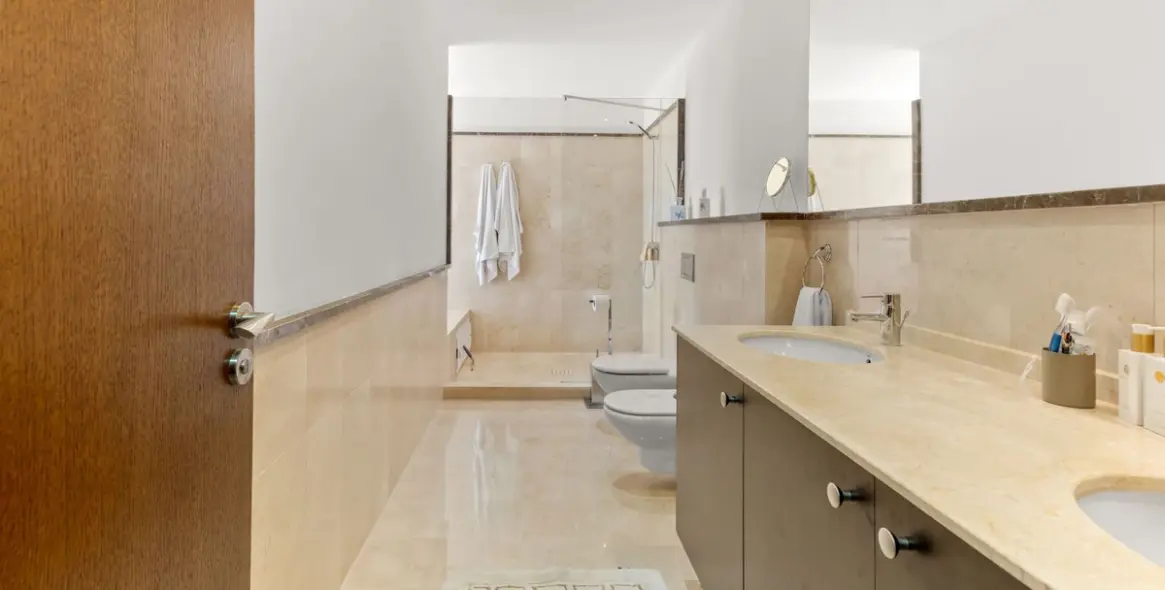 Venta de villa independiente en Benahavís 20