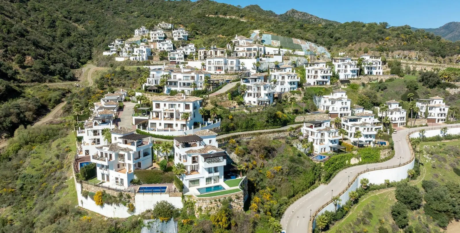 Продажа  отдельно стоящей виллы в Benahavís 31