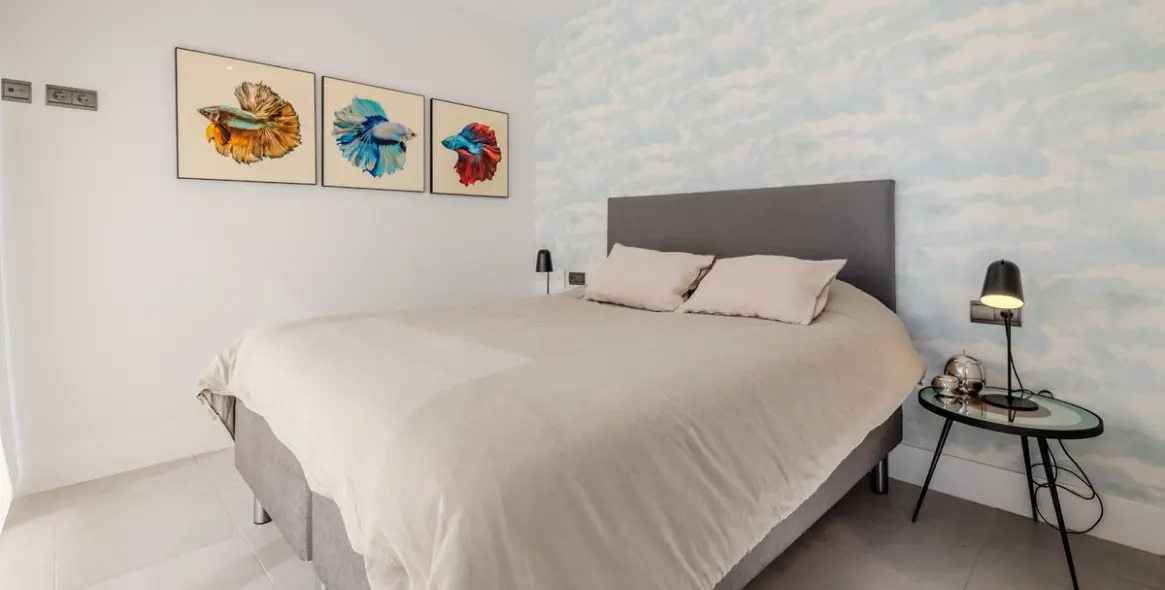 Venta de villa independiente en Selwo 35