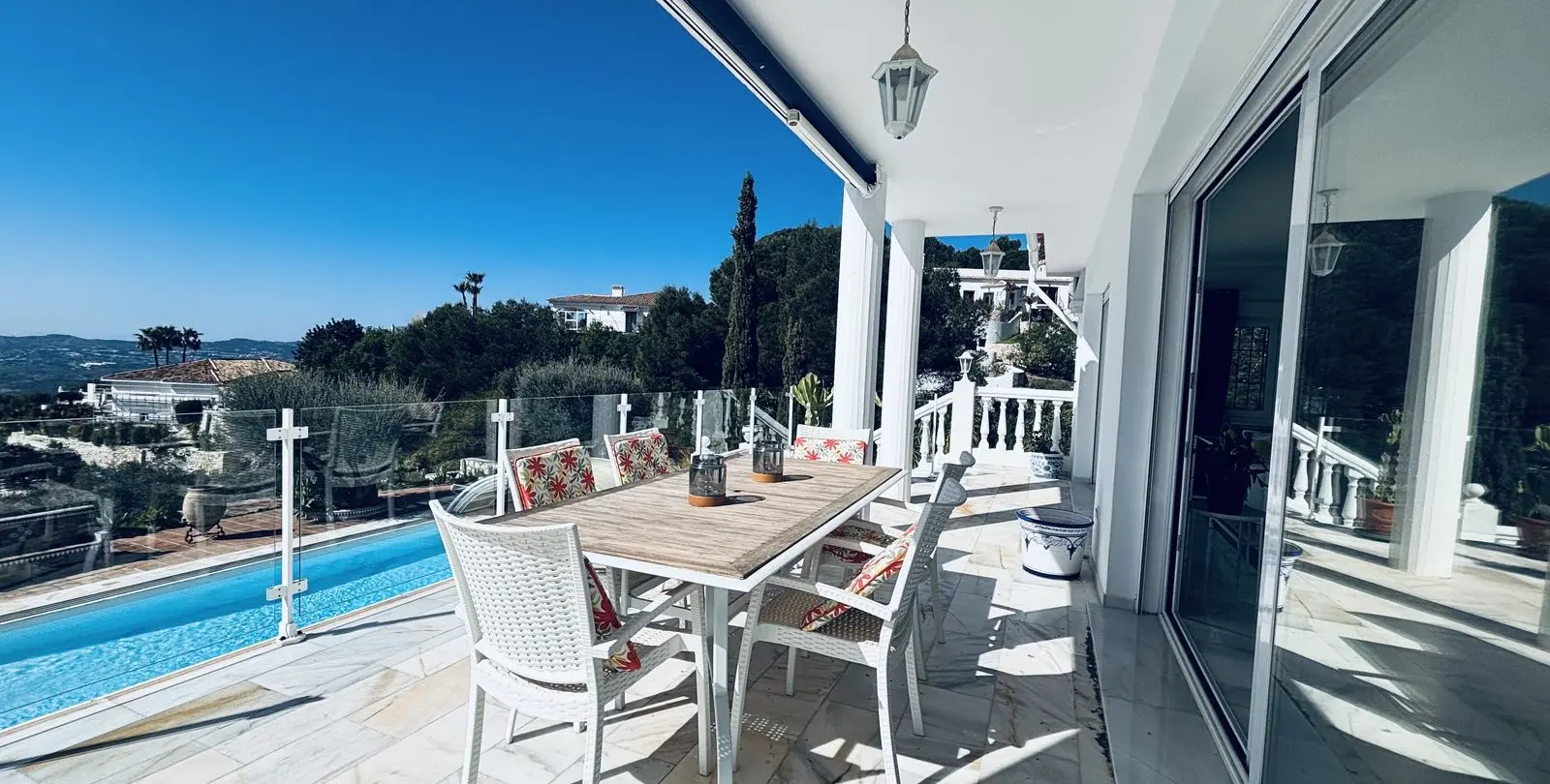 Sale of detached villa in Valtocado 5
