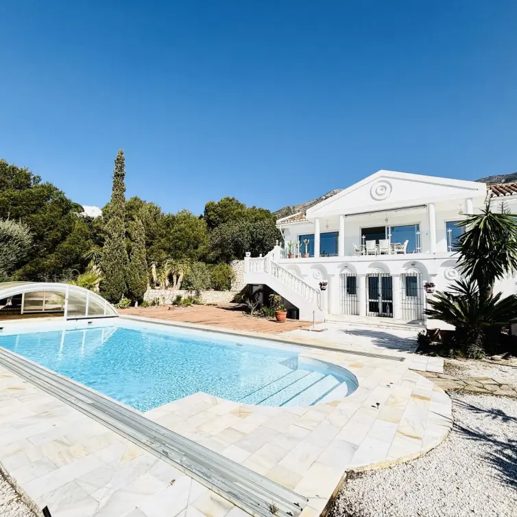 Venta de villa independiente en Valtocado