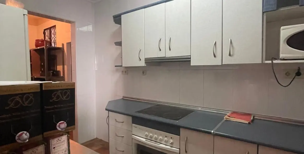 Sale of business in Almargen 11