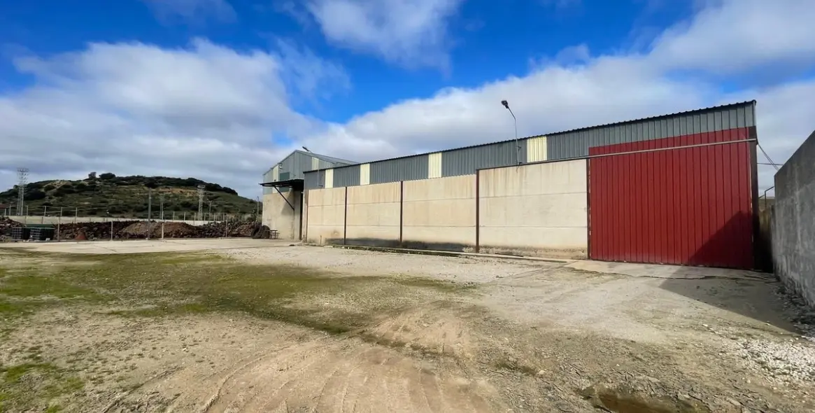 Sale of business in Almargen 15