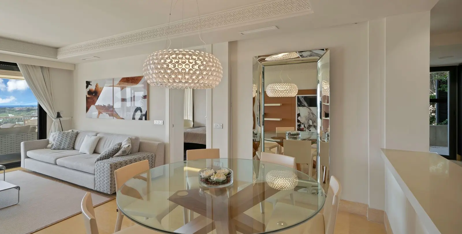 Long-term rent of middle floor apartment in Nueva Andalucía 2