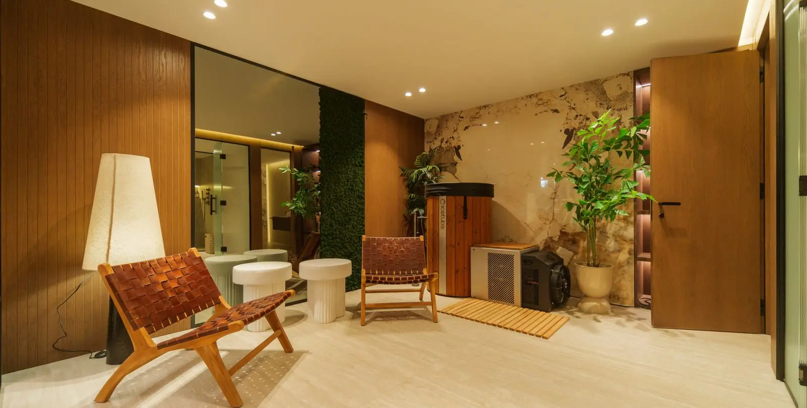 Sale of detached villa in Marbesa 31