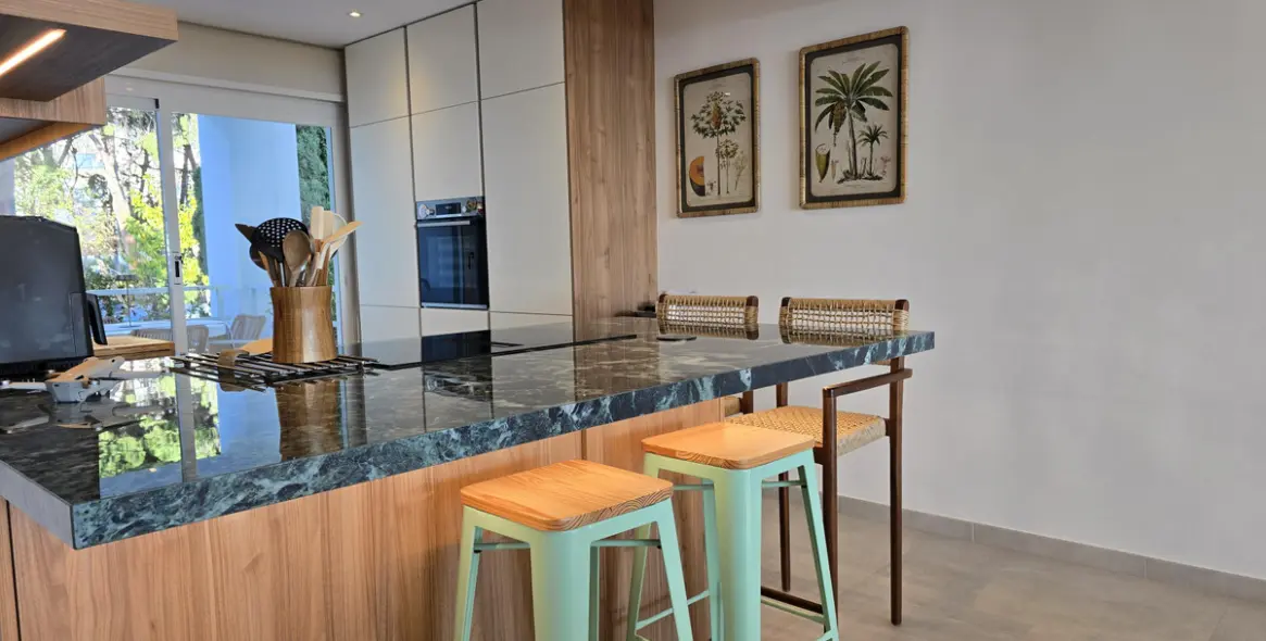 Долгосрочная аренда апартаментов на среднем этаже в Río Real 4