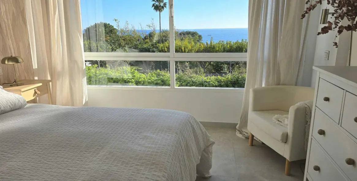 Долгосрочная аренда апартаментов на среднем этаже в Río Real 12