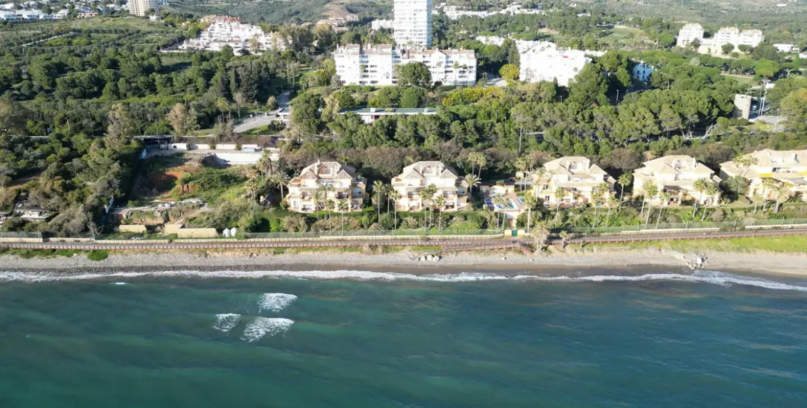 Долгосрочная аренда апартаментов на среднем этаже в Río Real 15