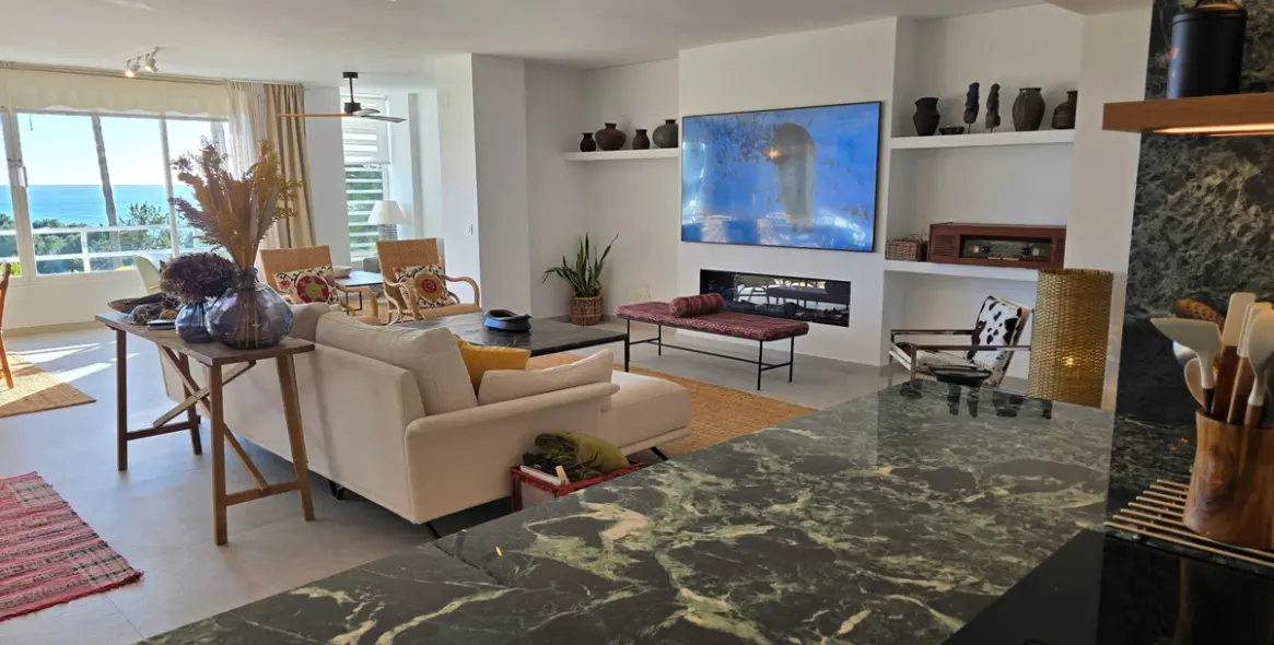 Долгосрочная аренда апартаментов на среднем этаже в Río Real 17