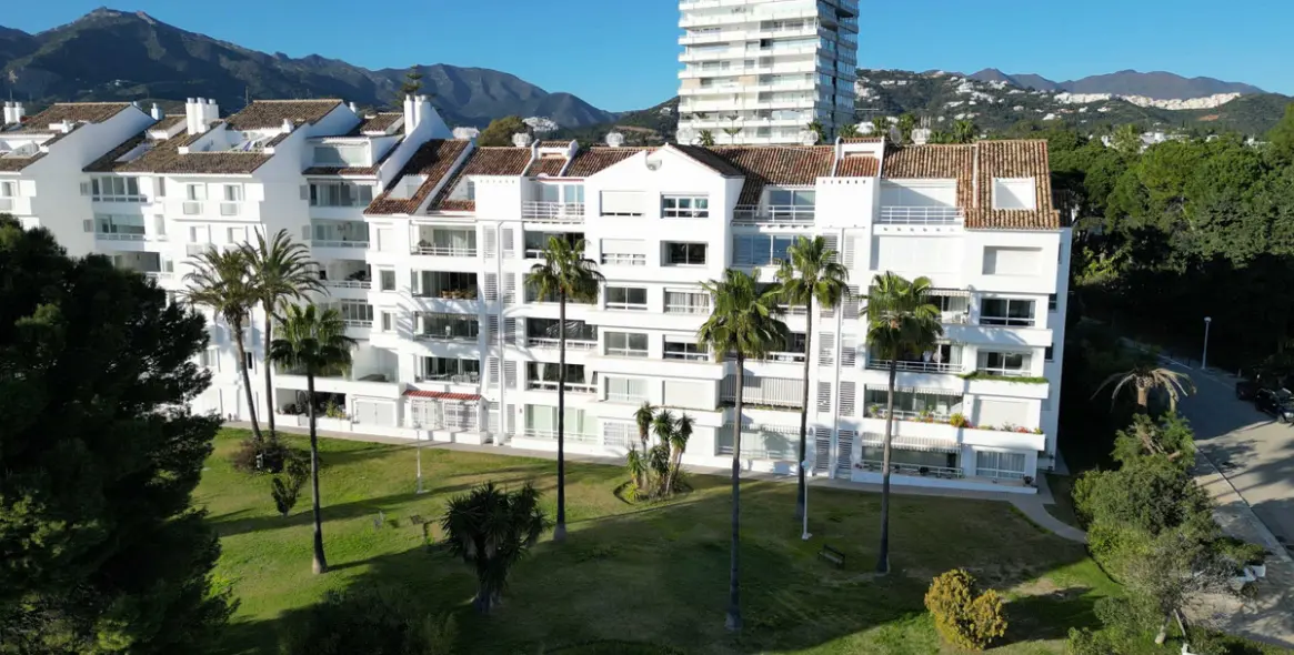 Долгосрочная аренда апартаментов на среднем этаже в Río Real 20