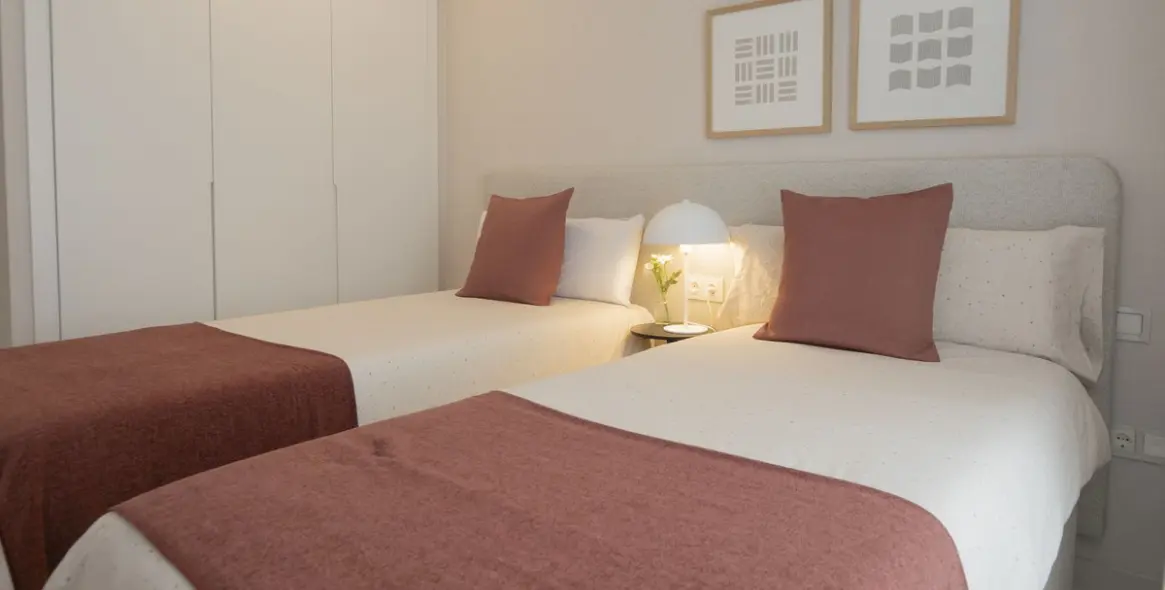 Долгосрочная аренда апартаментов на среднем этаже в Estepona 11