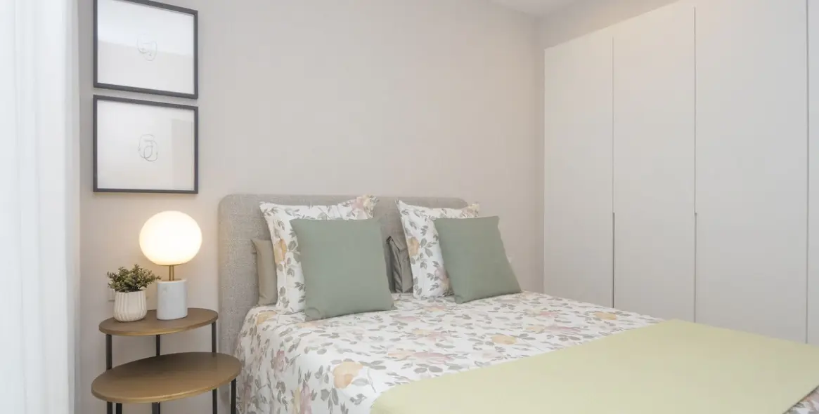 Долгосрочная аренда апартаментов на среднем этаже в Estepona 12