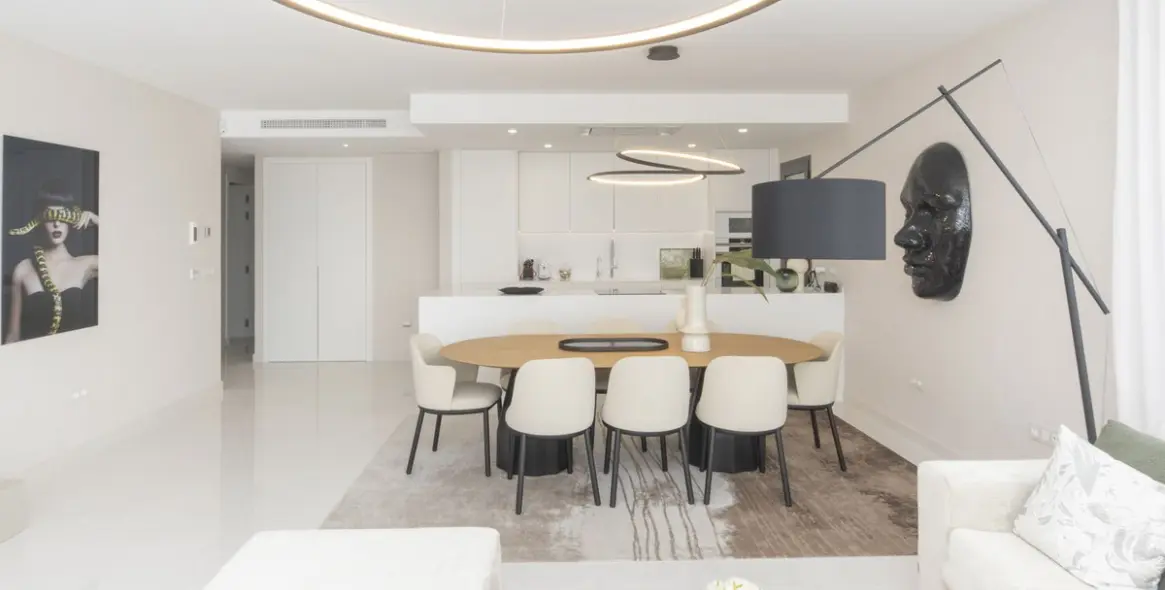 Долгосрочная аренда апартаментов на среднем этаже в Estepona 16