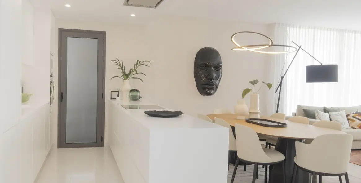 Долгосрочная аренда апартаментов на среднем этаже в Estepona 19