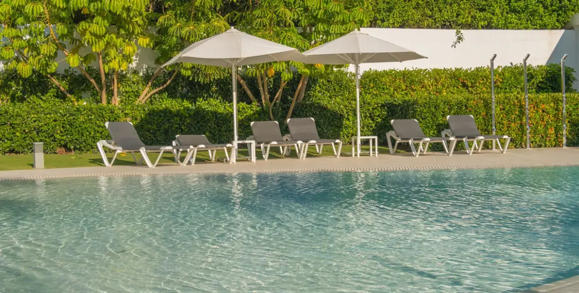 Долгосрочная аренда апартаментов на среднем этаже в Estepona 32