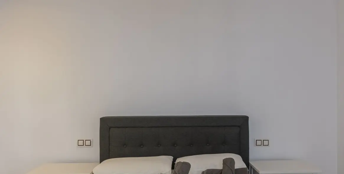 Долгосрочная аренда апартаментов на первом этаже в Nueva Andalucía 11