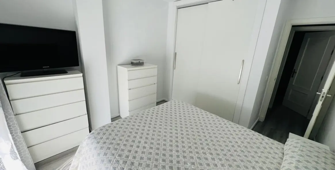 Продажа апартаментов на среднем этаже в Estepona 8