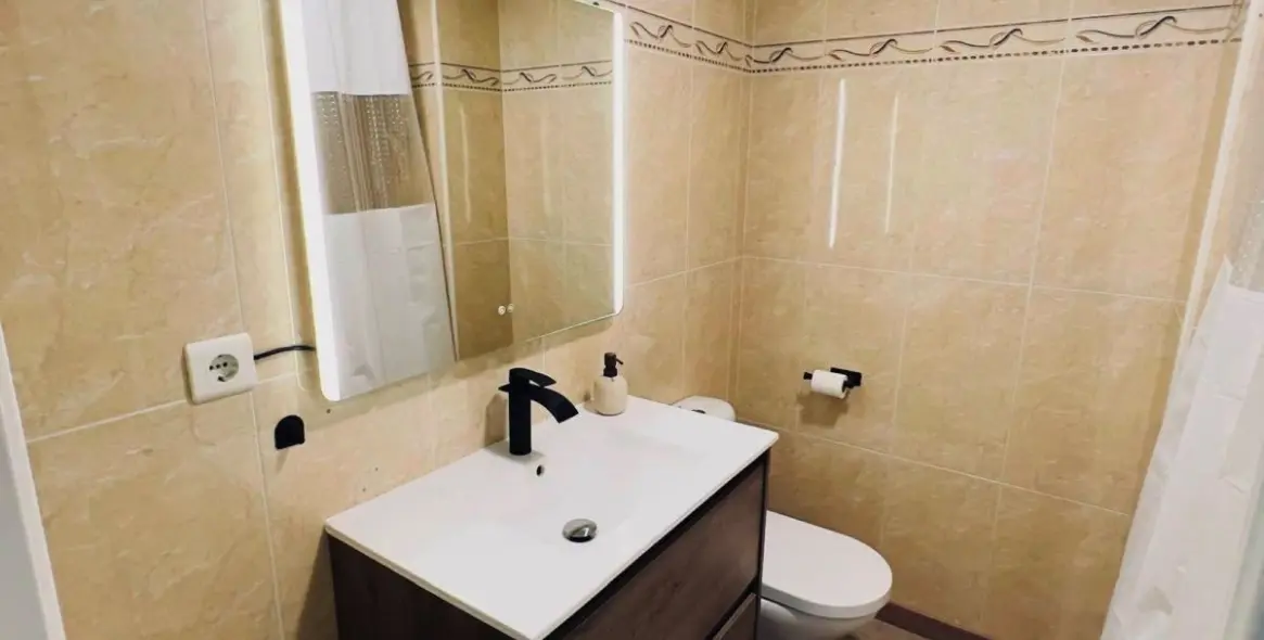 Продажа апартаментов на среднем этаже в Estepona 11