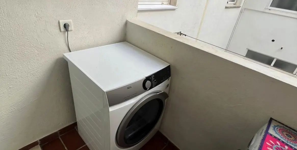 Продажа апартаментов на среднем этаже в Estepona 19