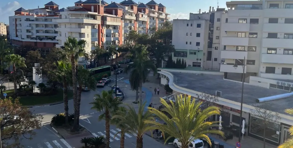 Продажа апартаментов на среднем этаже в Estepona 21