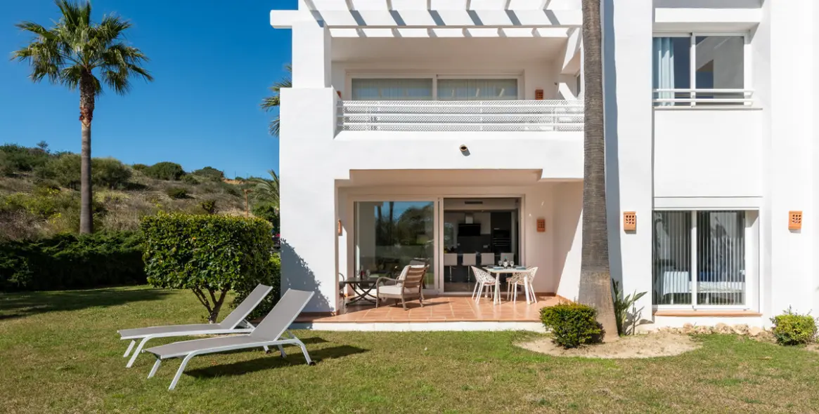 Продажа апартаментов на среднем этаже в Casares 2