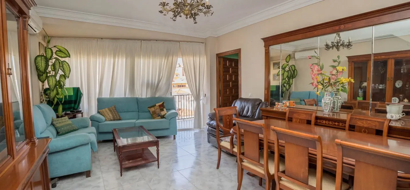 Sale of penthouse in Fuengirola 1
