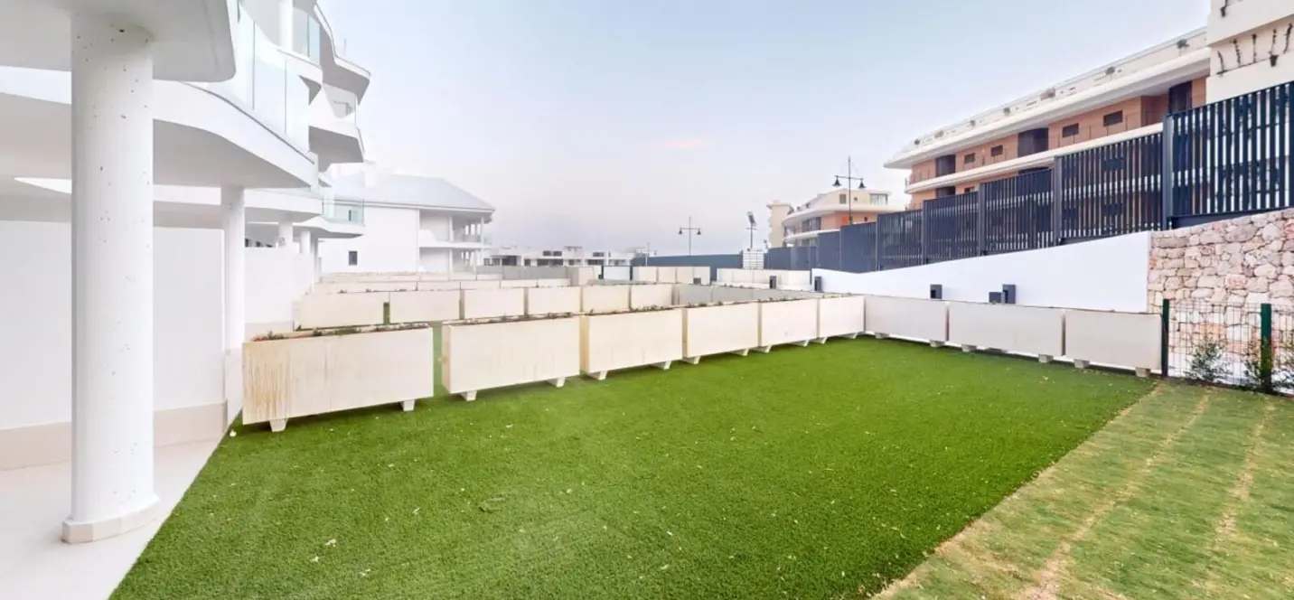 Venta de apartamento en planta baja en Higueron 1