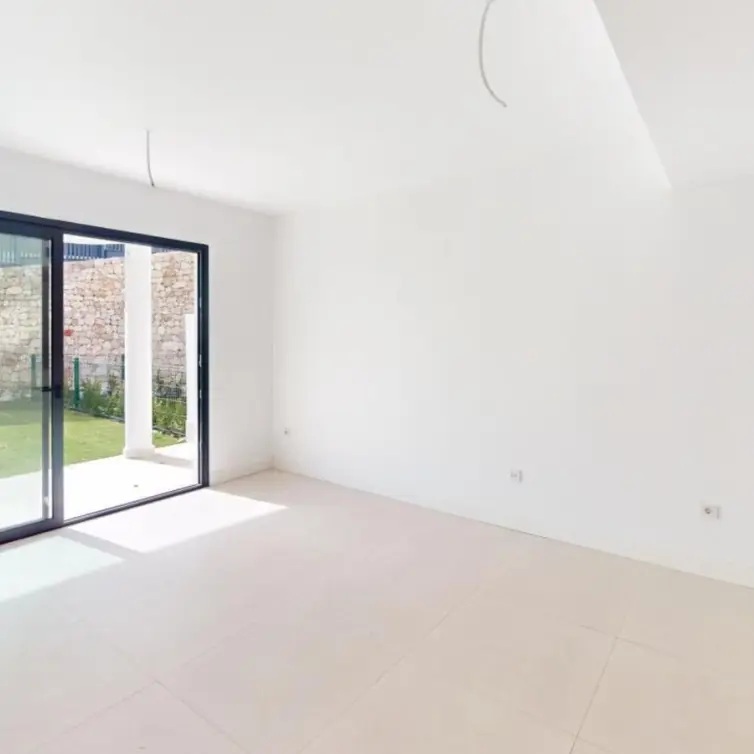 Venta de apartamento en planta baja en Higueron