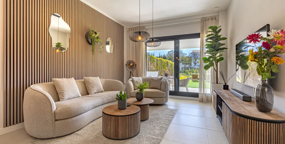 Продажа апартаментов на первом этаже в Estepona 2