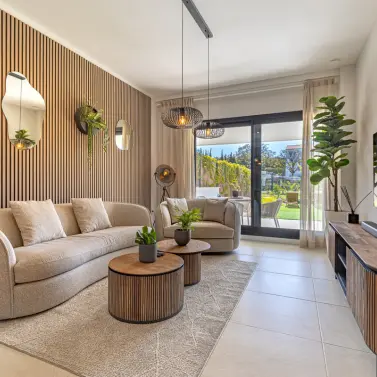 Продажа апартаментов на первом этаже в Estepona