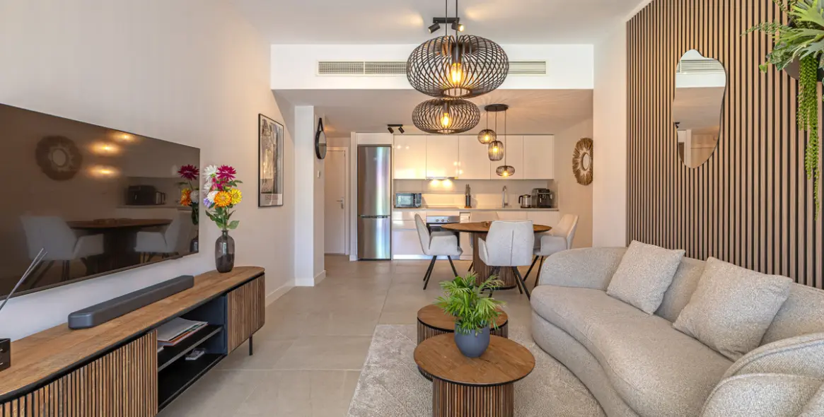 Продажа апартаментов на первом этаже в Estepona 3