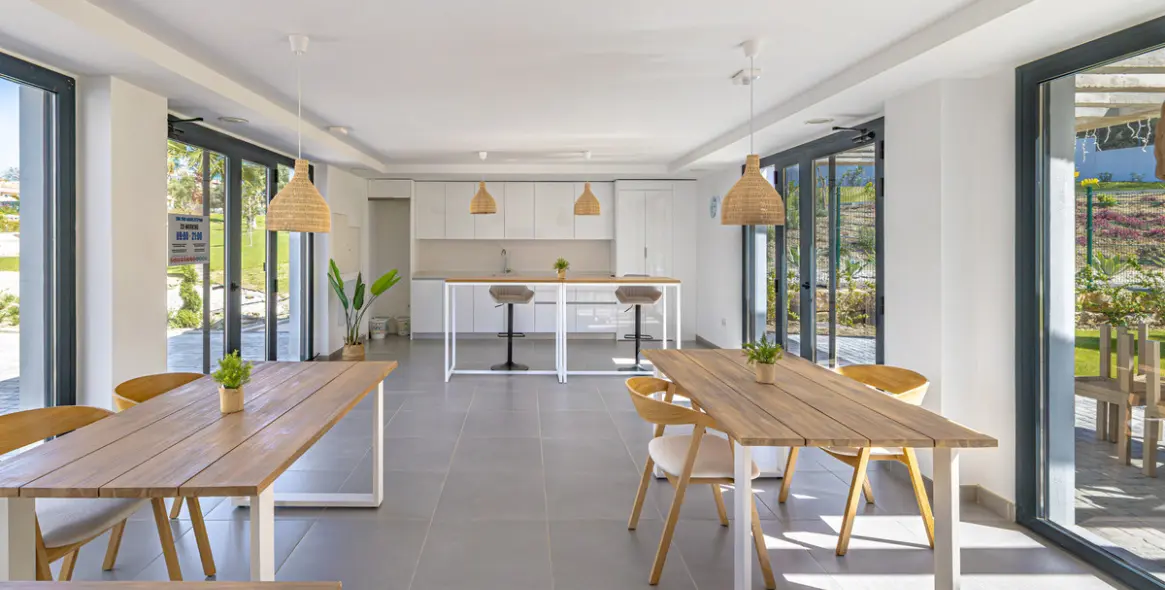 Продажа апартаментов на первом этаже в Estepona 25