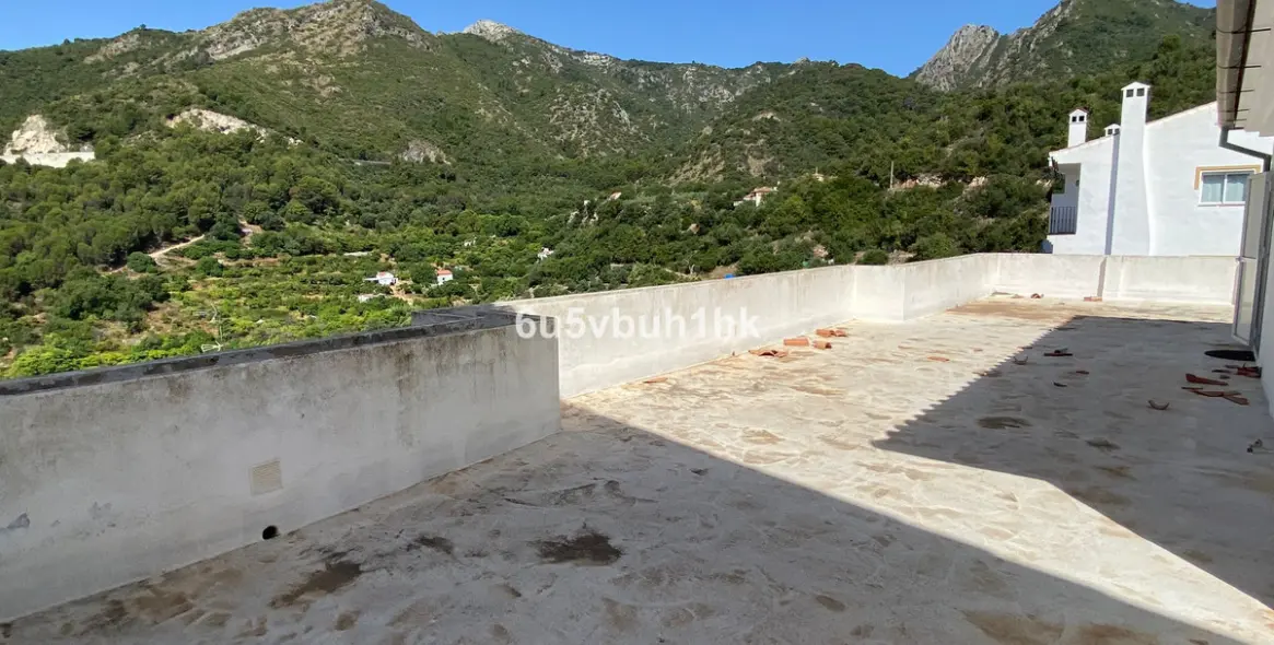 Sale of townhouse in Ojén 17