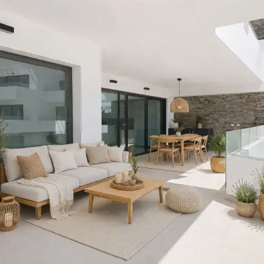 Sale of middle floor apartment in Estepona