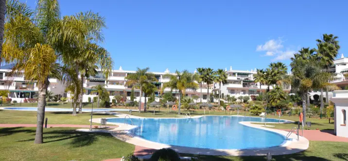 Sale of penthouse in Nueva Andalucía 0