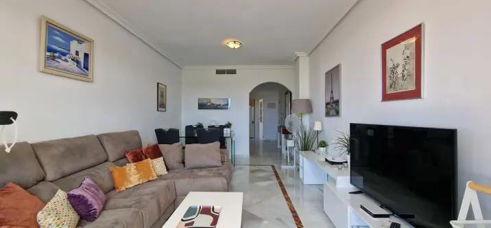 Sale of penthouse in Nueva Andalucía 2