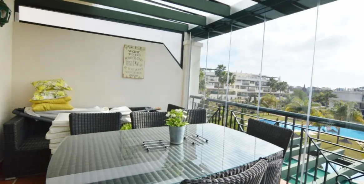 Sale of penthouse in Nueva Andalucía 13