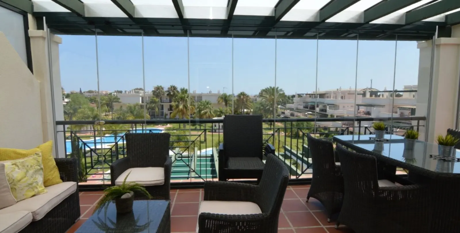 Sale of penthouse in Nueva Andalucía 5