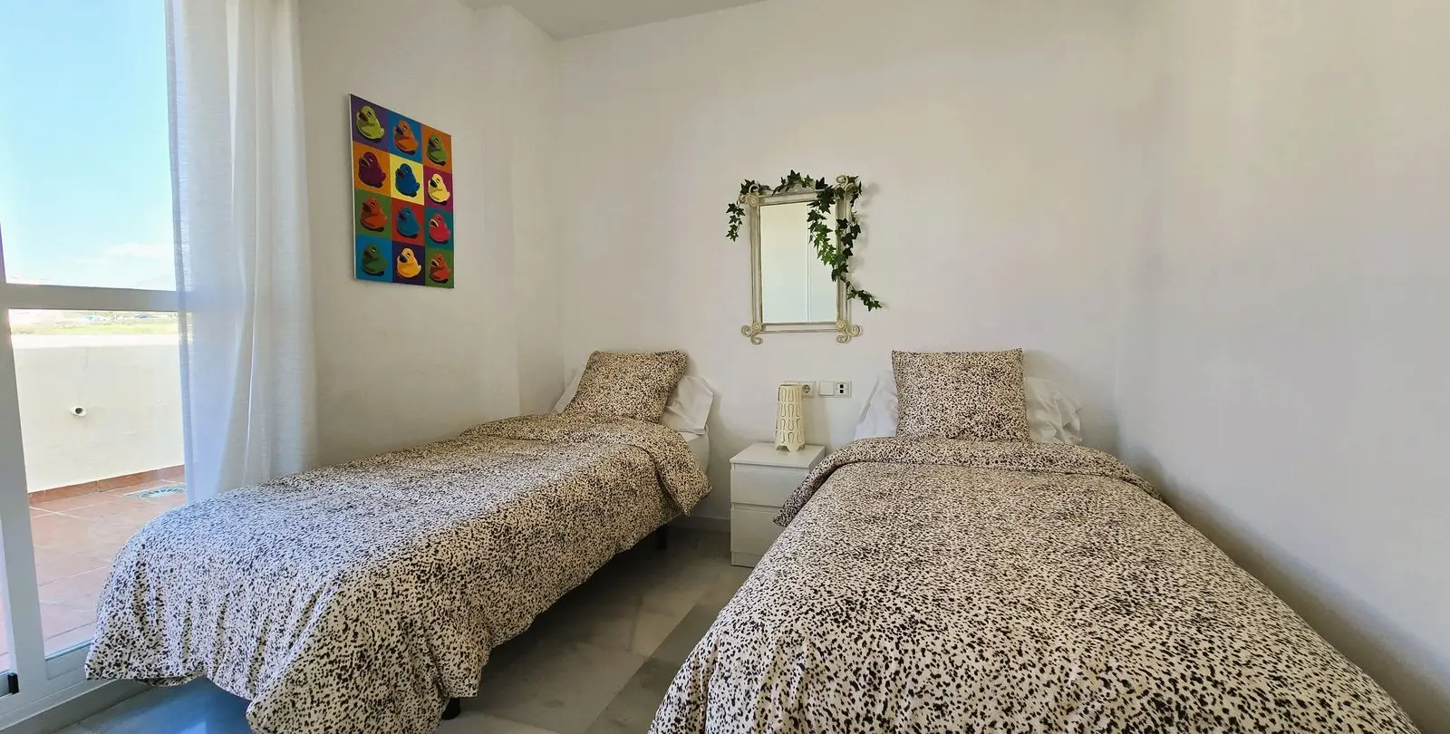 Sale of penthouse in Nueva Andalucía 13
