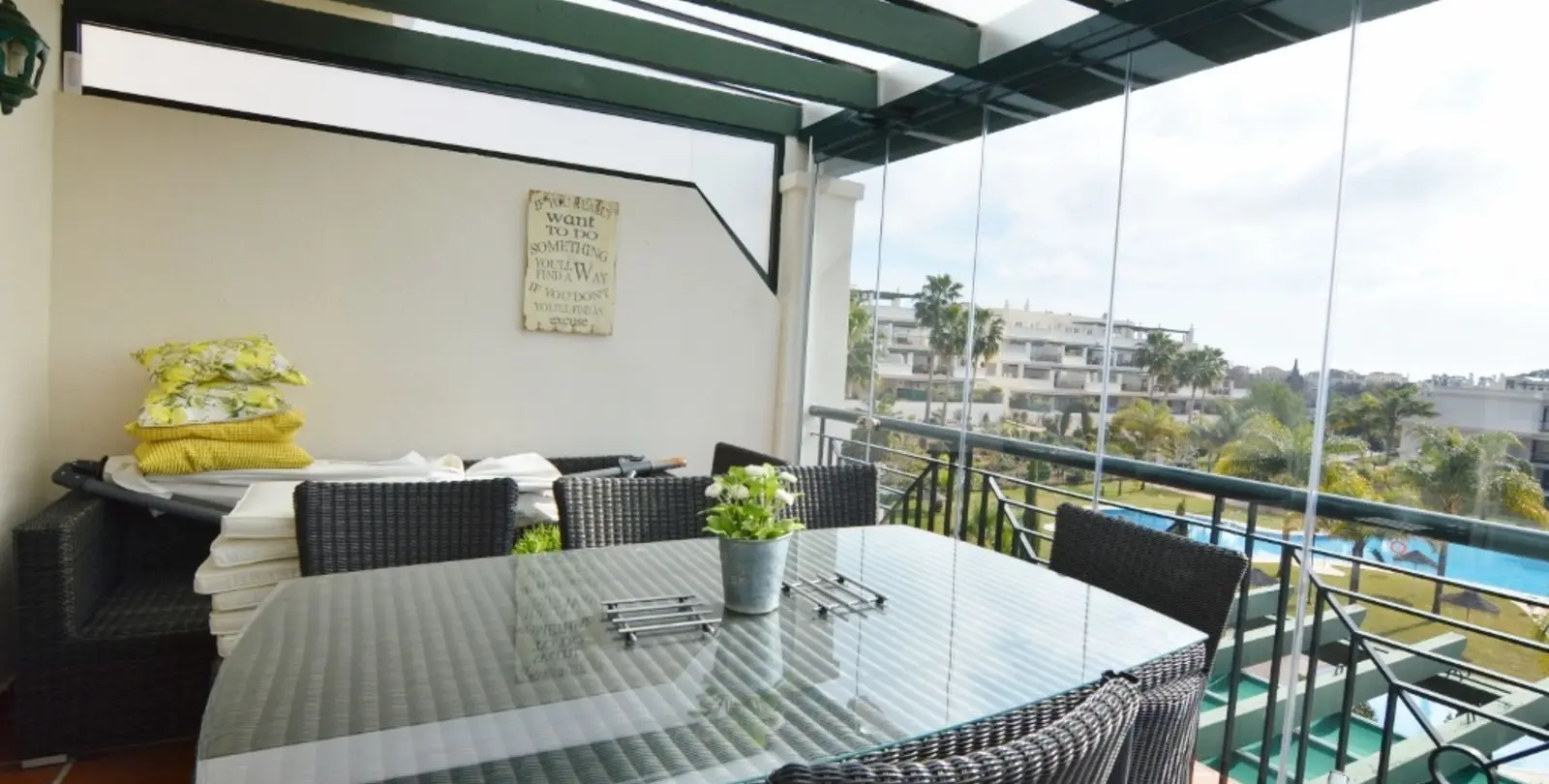 Sale of penthouse in Nueva Andalucía 18