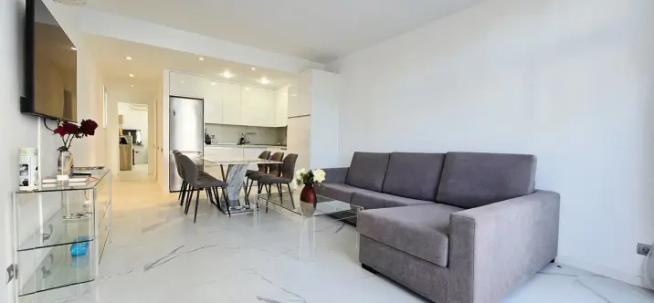 Продажа апартаментов на первом этаже в Puerto Banús 2