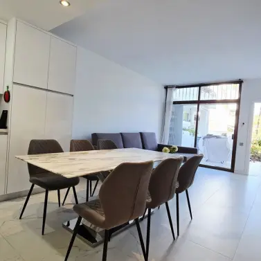 Продажа апартаментов на первом этаже в Puerto Banús