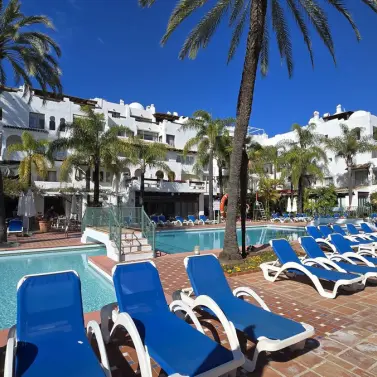 Продажа апартаментов на первом этаже в Puerto Banús