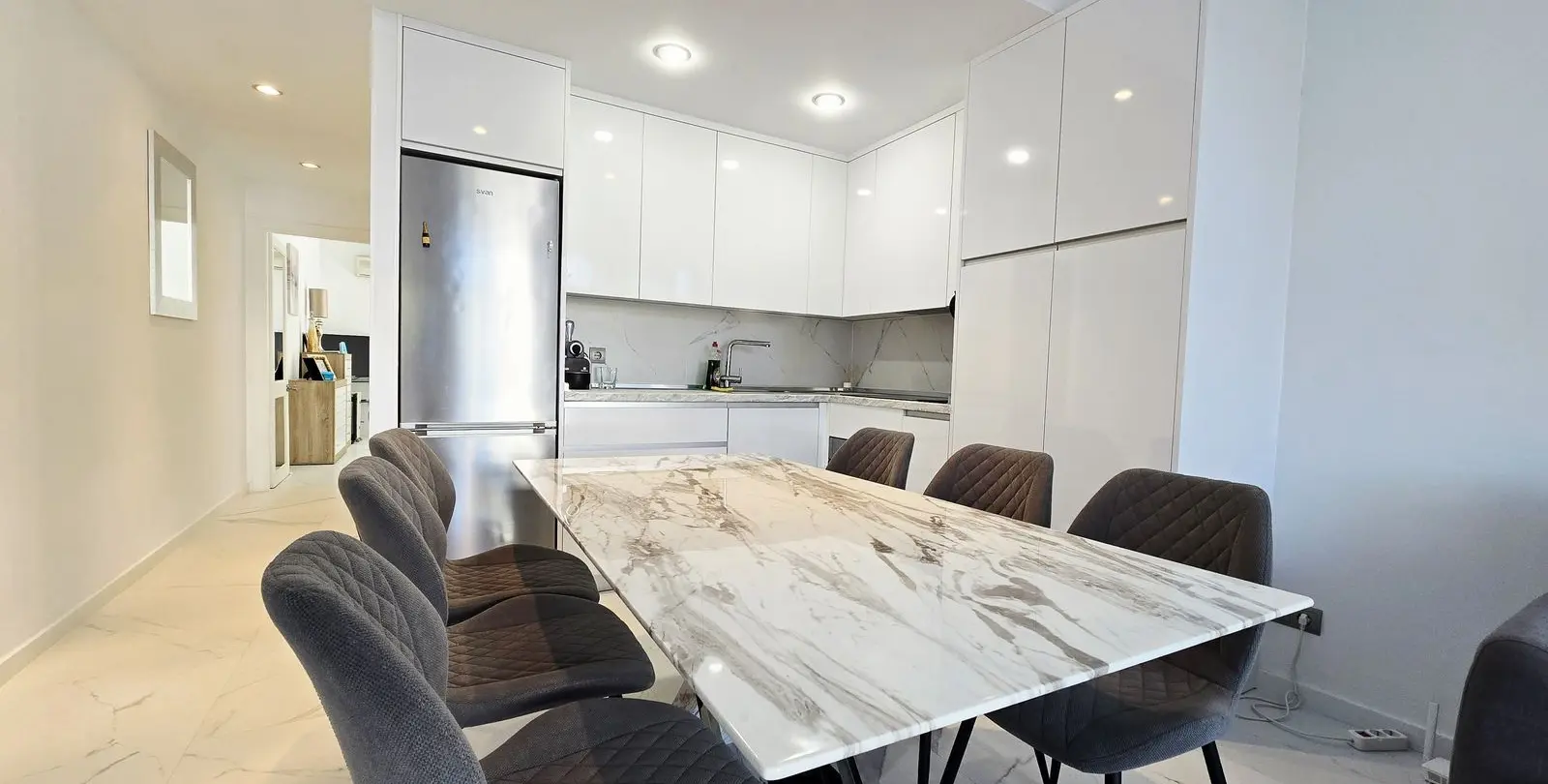 Venta de apartamento en planta baja en Puerto Banús 8