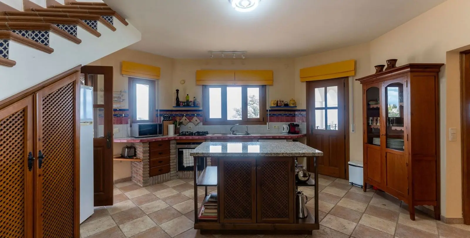 Продажа финки в Casarabonela 10