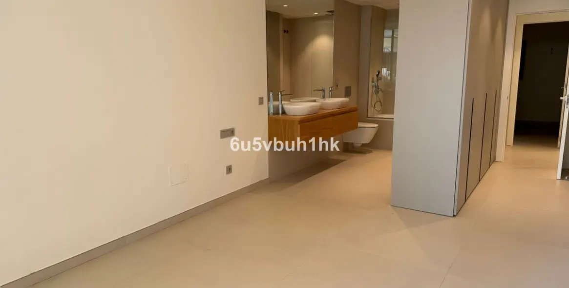 Продажа апартаментов на первом этаже в Fuengirola 13